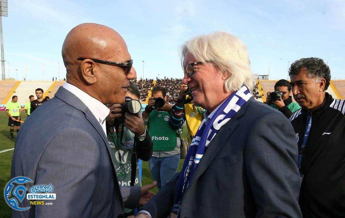 دیدار استقلال و سیاه جامگان