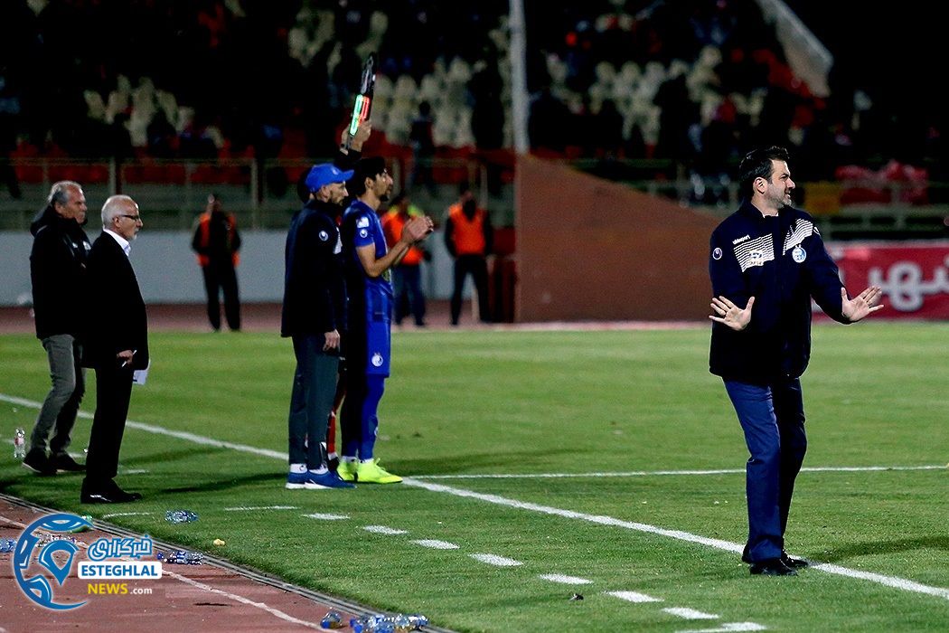 دیدار تراکتور و استقلال