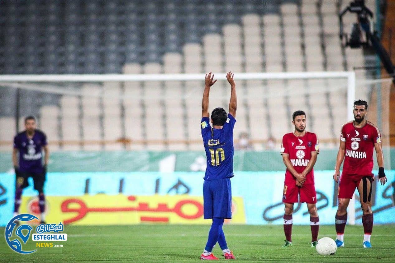 دیدار استقلال و نساجی