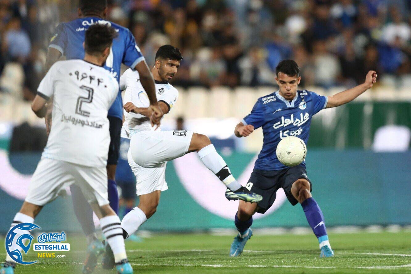 استقلال(تاج) 0-0 پیکان