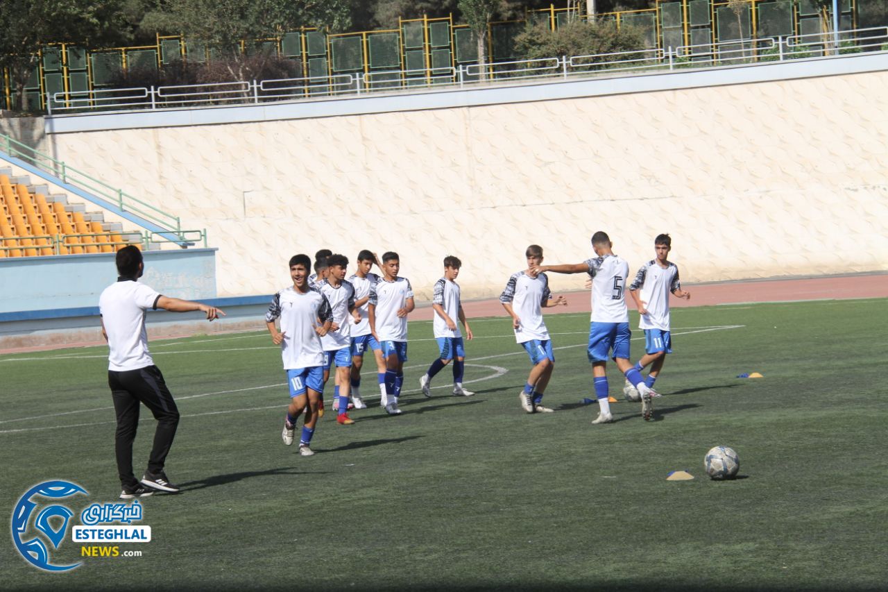 تیم نونهالان استقلال