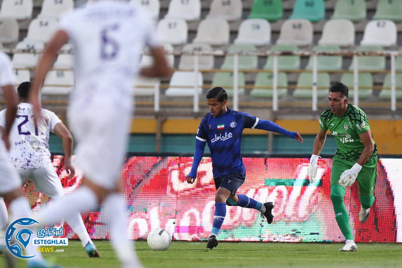 هوادار تهران 0-1 استقلال(تاج) 
