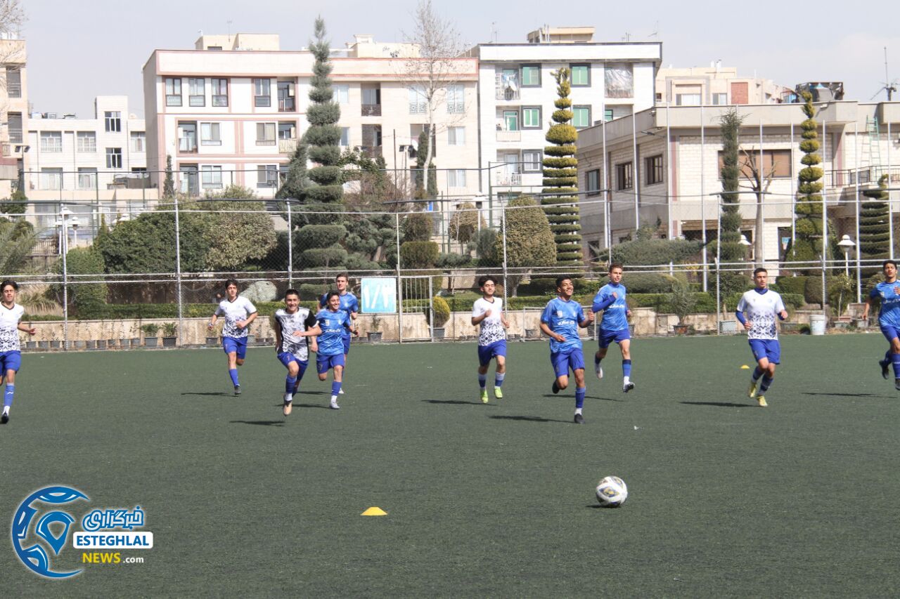 تیم نونهالان استقلال