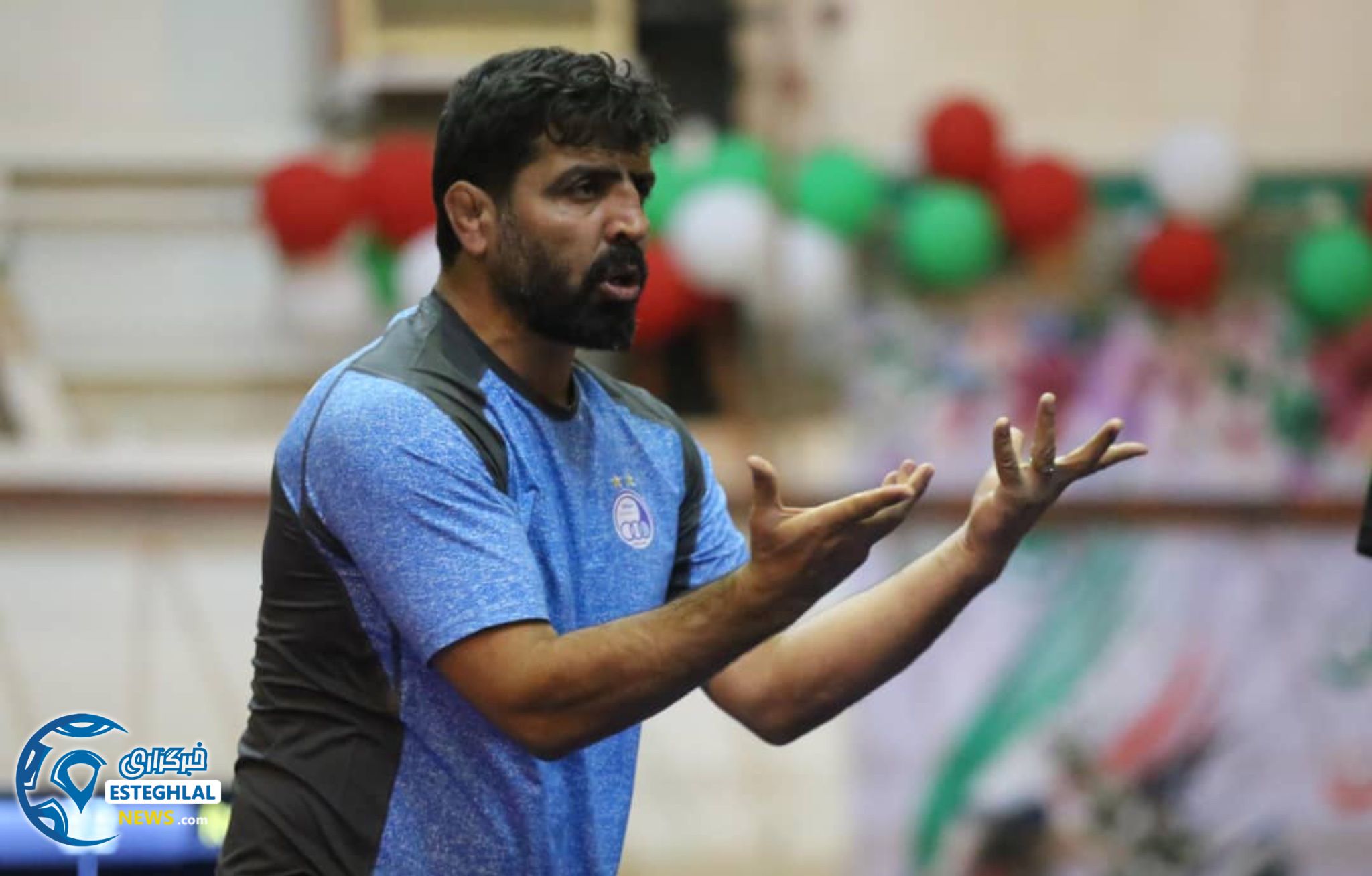 روحالله میکائیلی