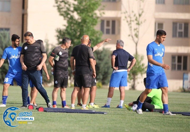 تمرین استقلال