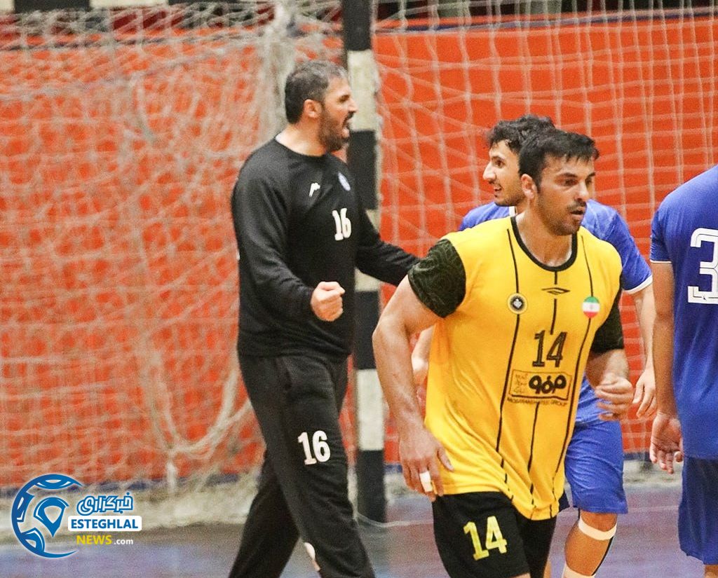 تیم هندبال استقلال کازرون