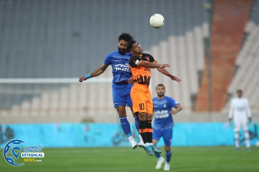 دیدار استقلال و مس