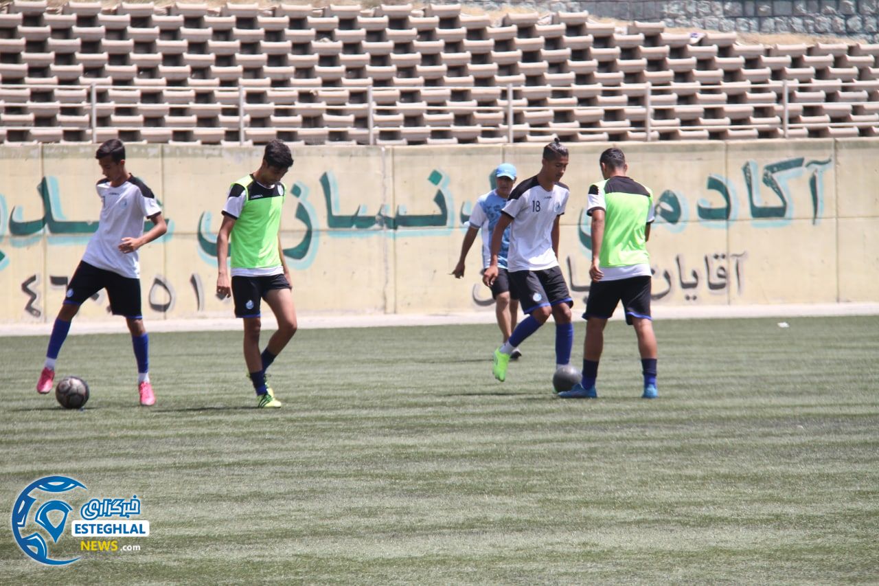 تیم نوجوانان استقلال