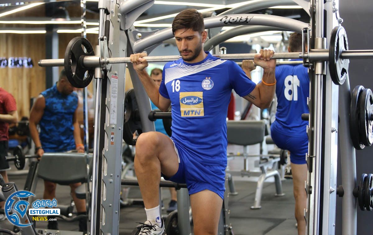 تمرین وزنه استقلال