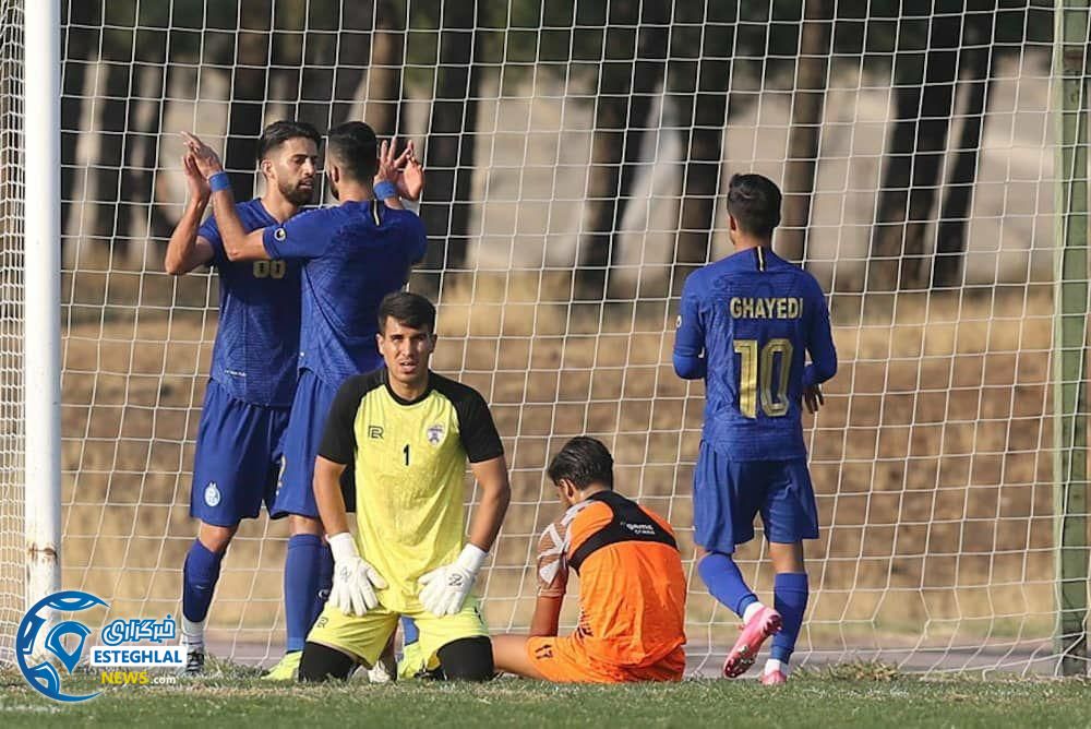 دیدار تدارکاتی استقلال و هوادار