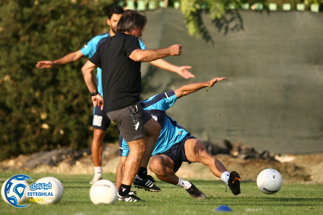 تمرین استقلال