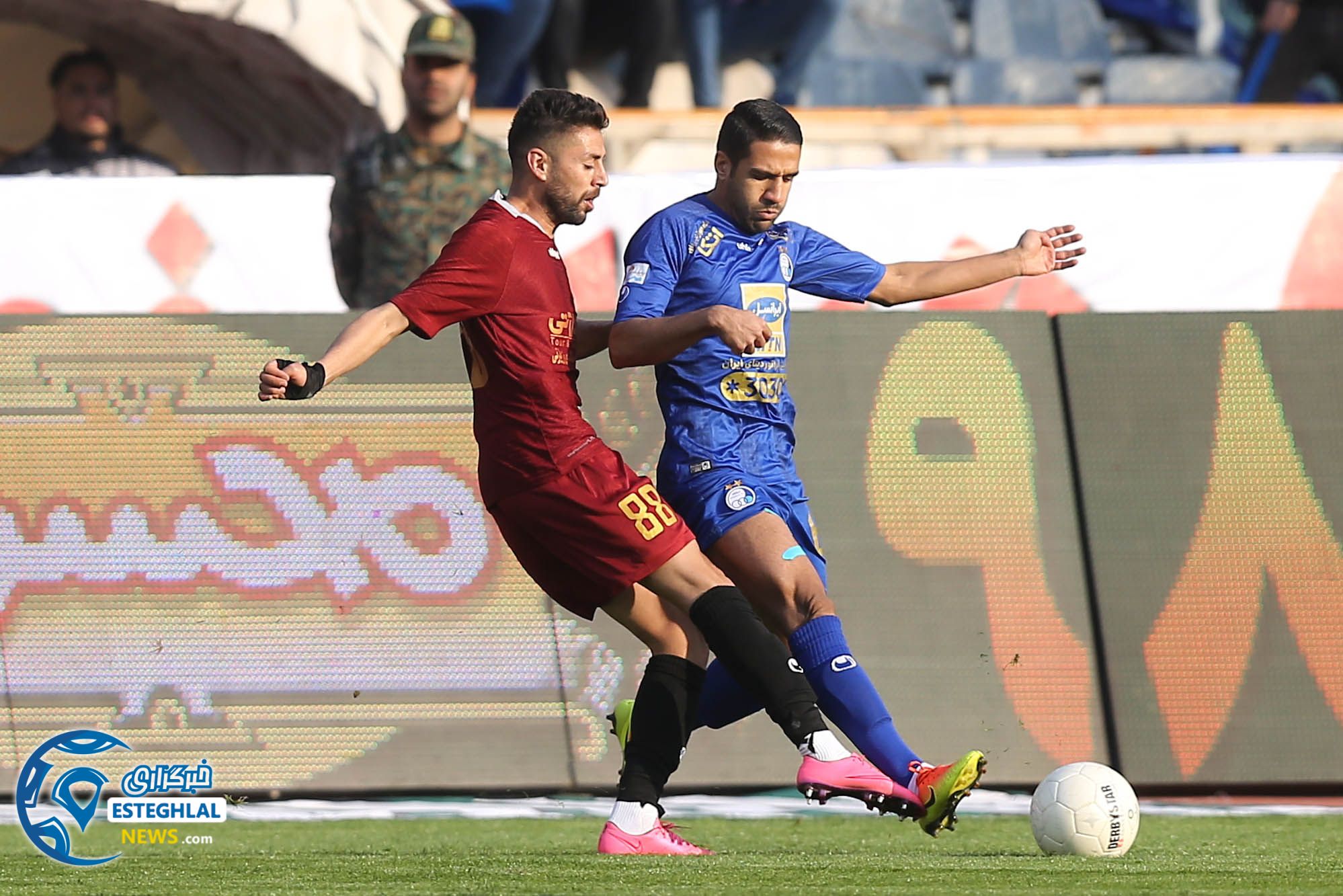 دیدار استقلال و شهرخودرو