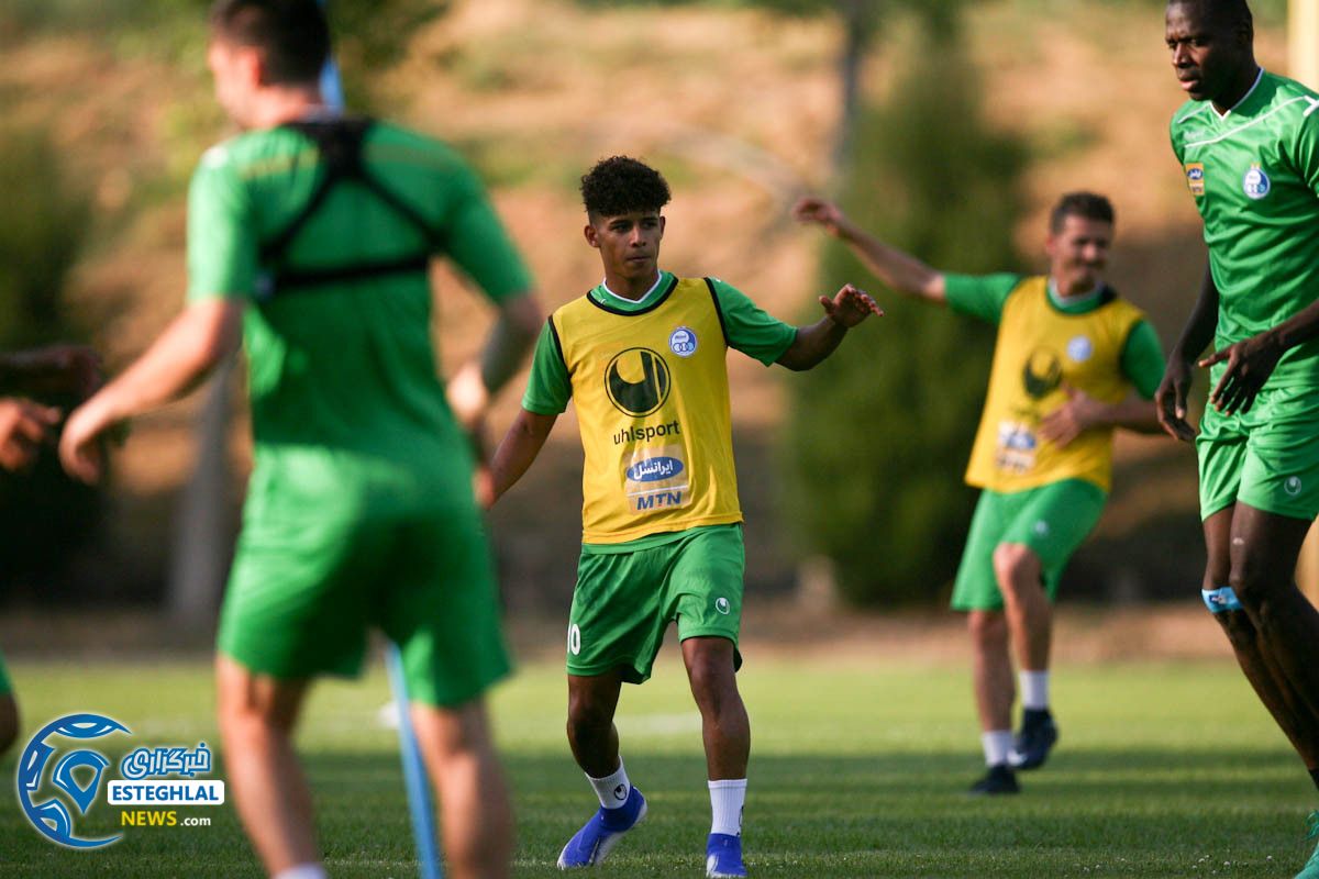 تمرین استقلال 28 مرداد