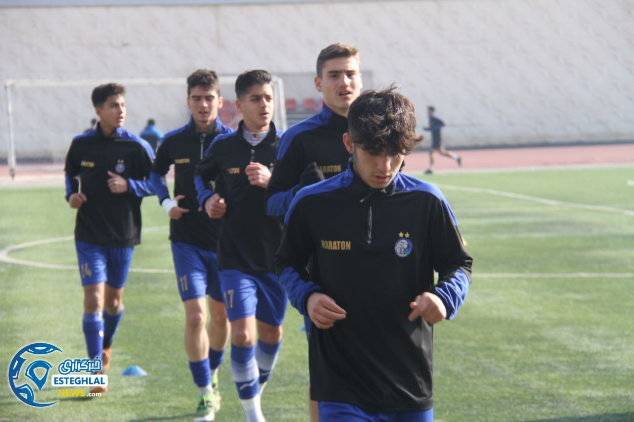 تیم نونهالان استقلال