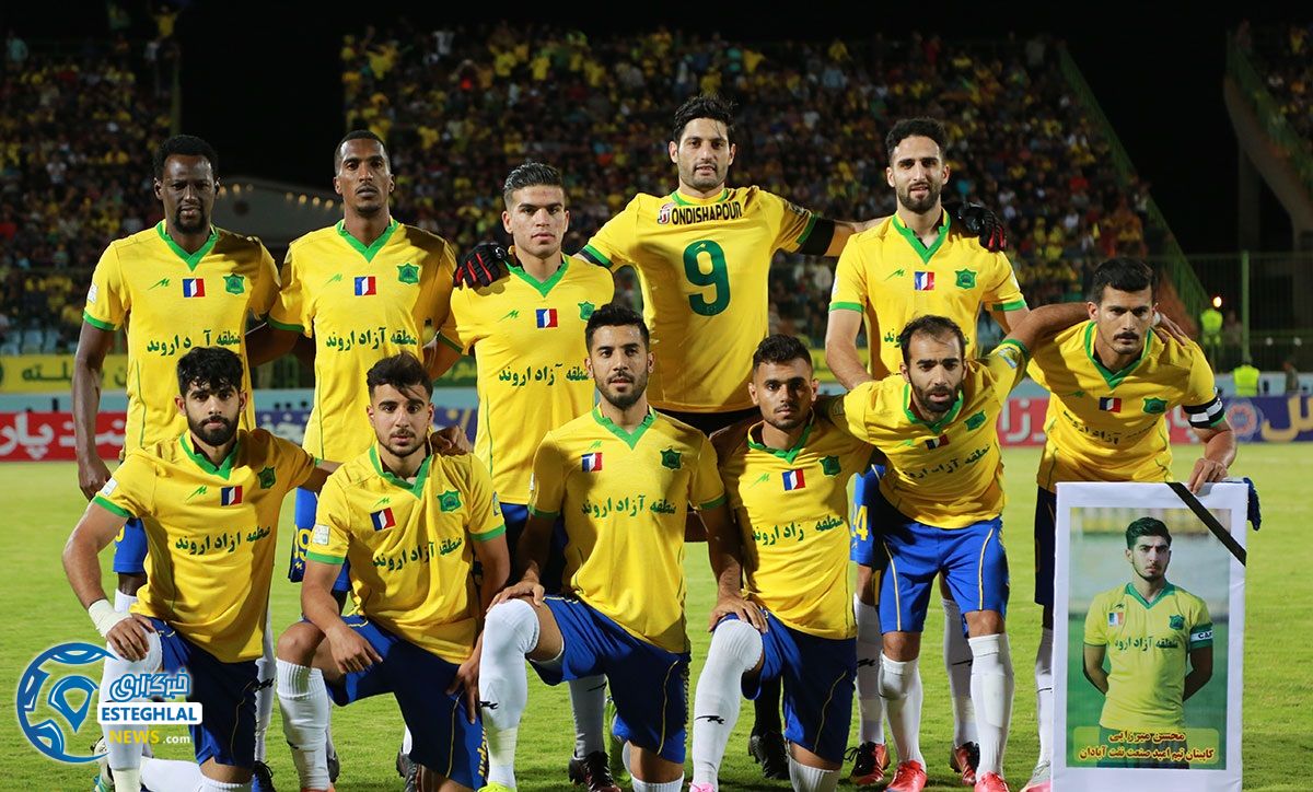 دیدار صنعت نفت آبادان و استقلال