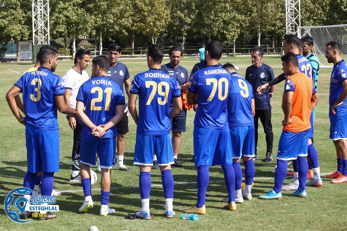 دیدار دوستانه استقلال و&nbsp;پیشگامان فنون پارس