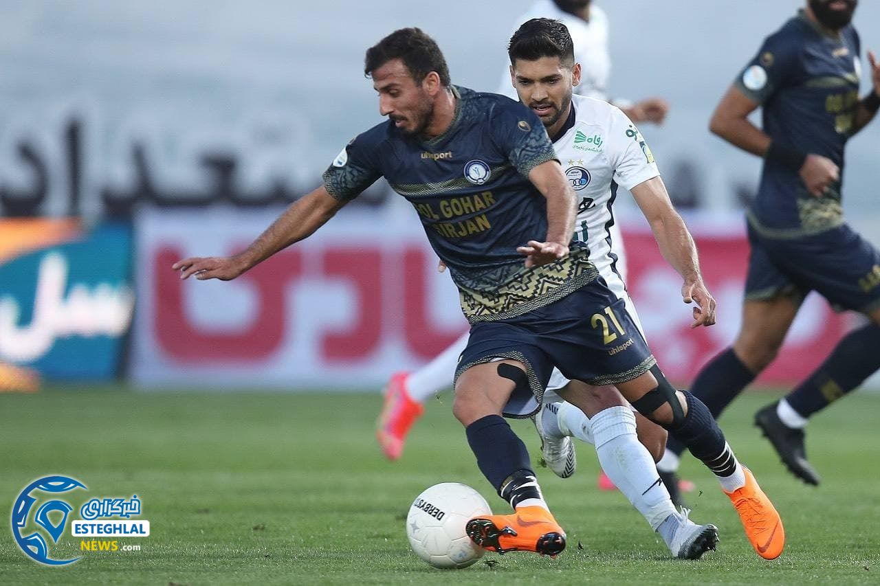 گل گهر 0-3 استقلال