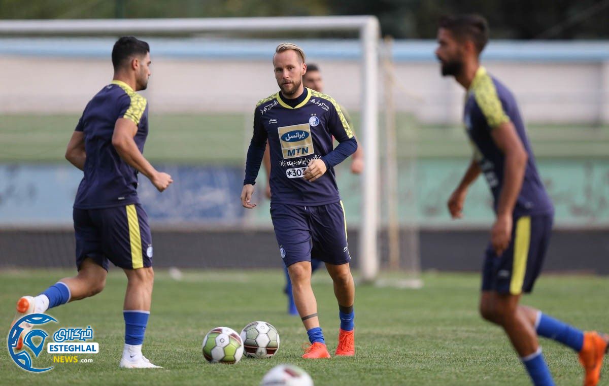 تمرین استقلال