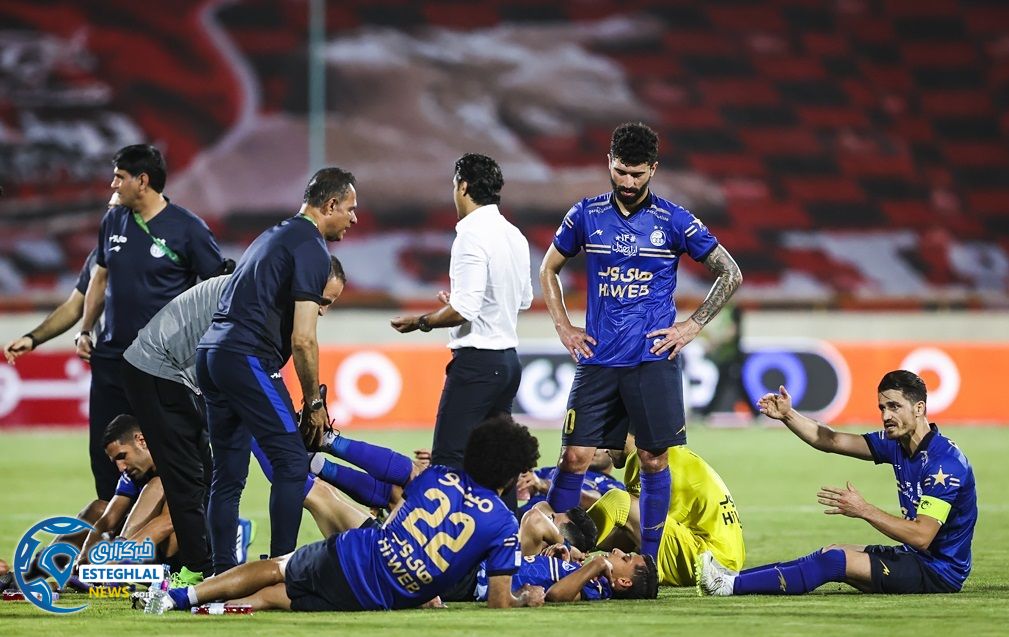  پرسپولیس 0(3)-(4)0 استقلال