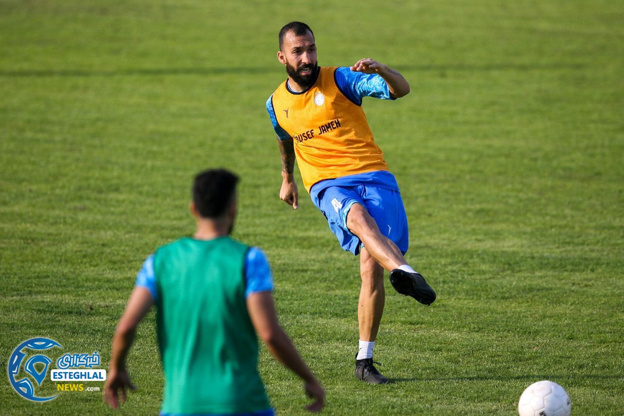 تمرین استقلال