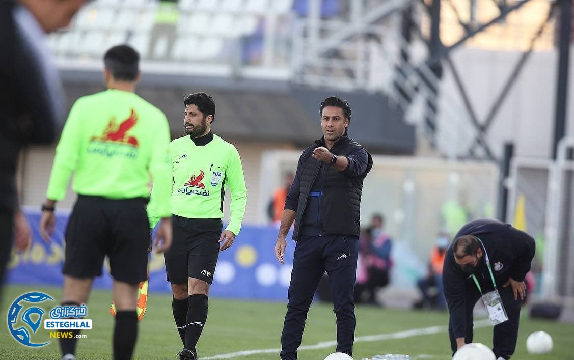 گل گهر 0-3 استقلال