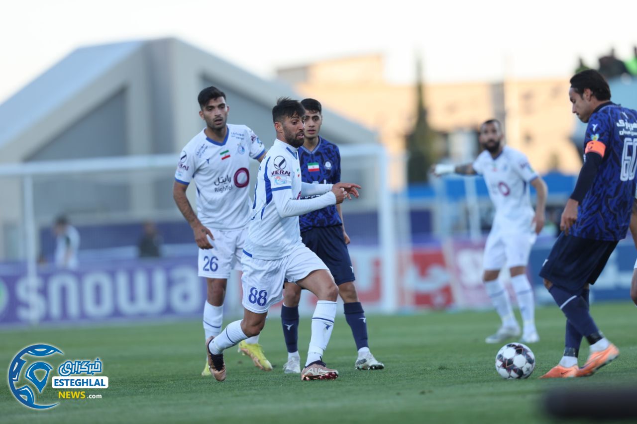 گل گهر سیرجان 1-1 استقلال