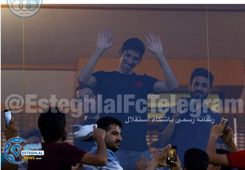 حواشی دیدار ذوب آهن و استقلال لیگ برتر97/98