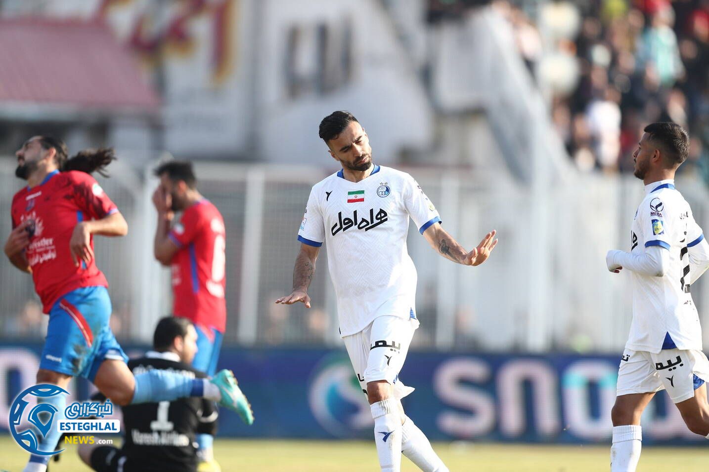 نساجی 1-1 استقلال