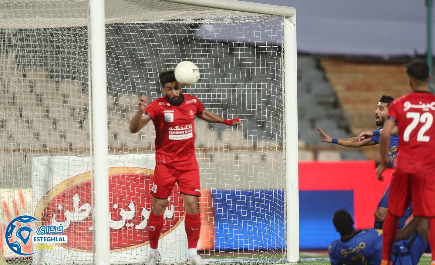 پیروزی(پرسپولیس) 1-0 استقلال
