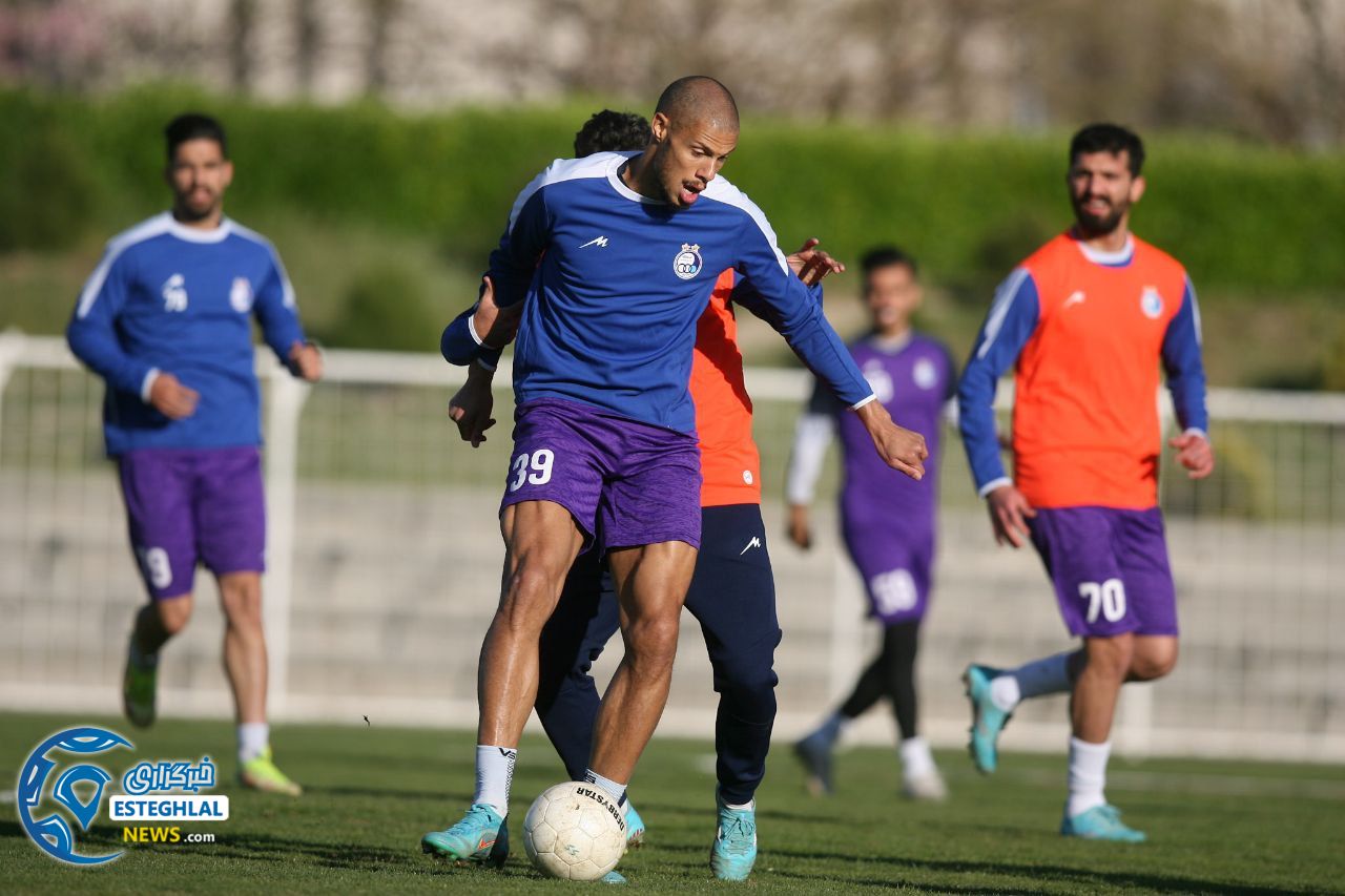 تمرین استقلال