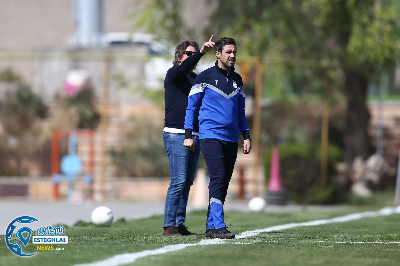 دیدار دوستانه استقلال و نساجی