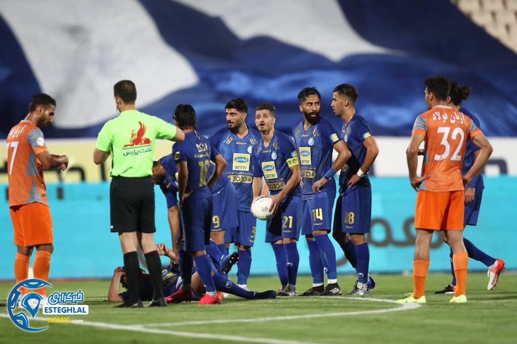 دیدار استقلال و سایپا