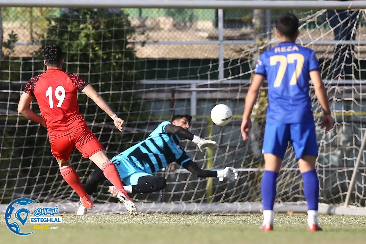 دیدار دوستانه استقلال و تیم ملی دانشجویان