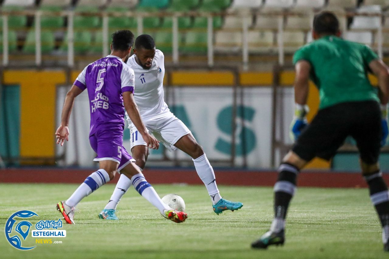 دیدار تدارکاتی هوادار و استقلال