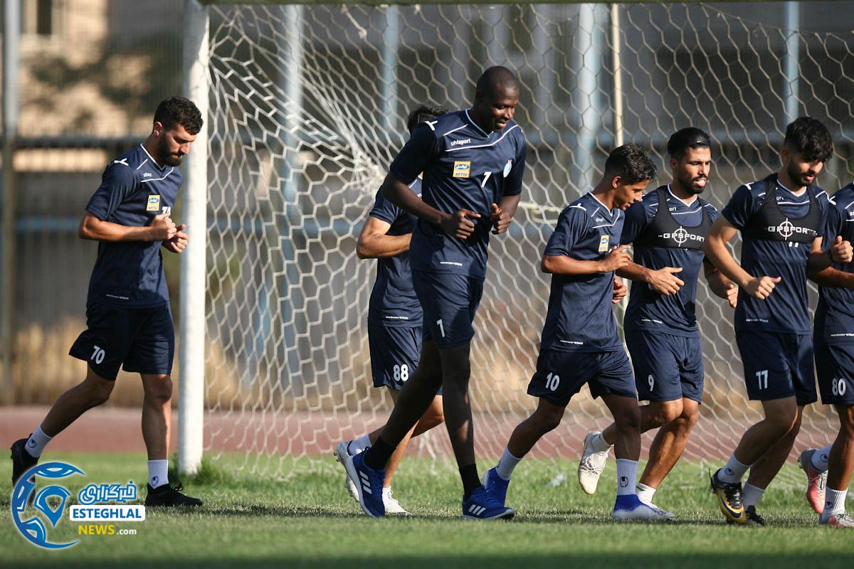 تمرین استقلال