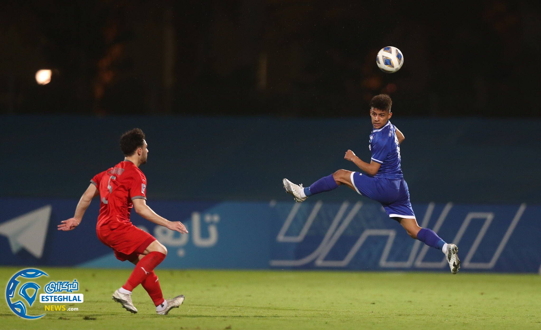 استقلال 2-2 الدحیل