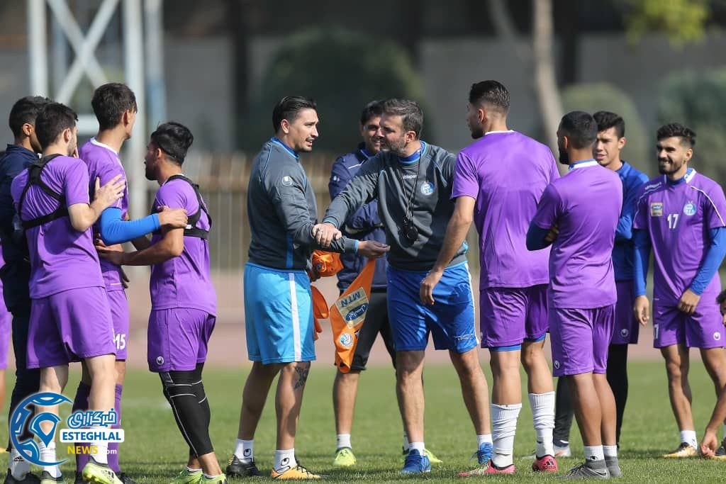 تمرین استقلال