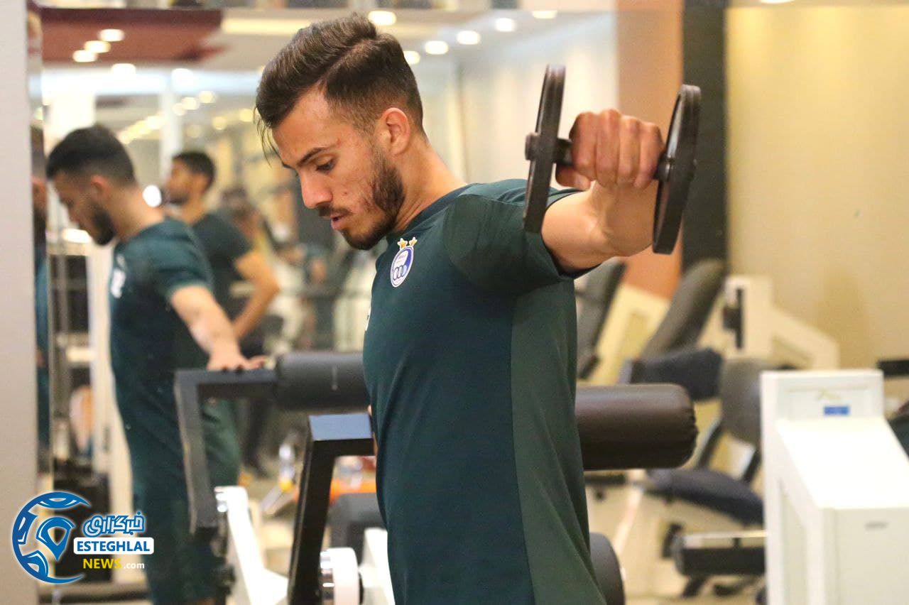 تمرین وزنه استقلال