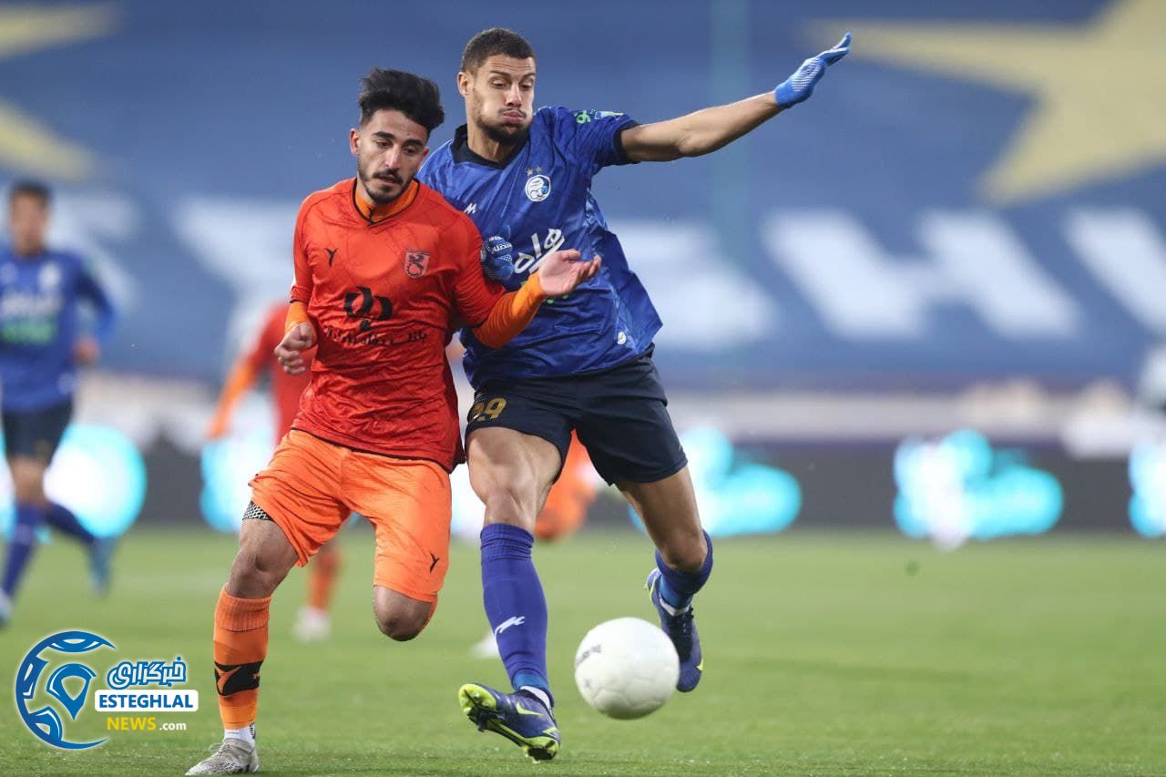 دیدار استقلال و مس رفسنجان