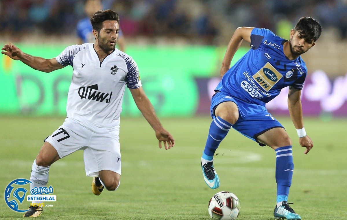 دیدار استقلال و پیکان