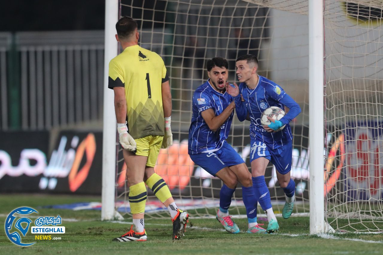 بازی استقلال و پادیاب خلخال