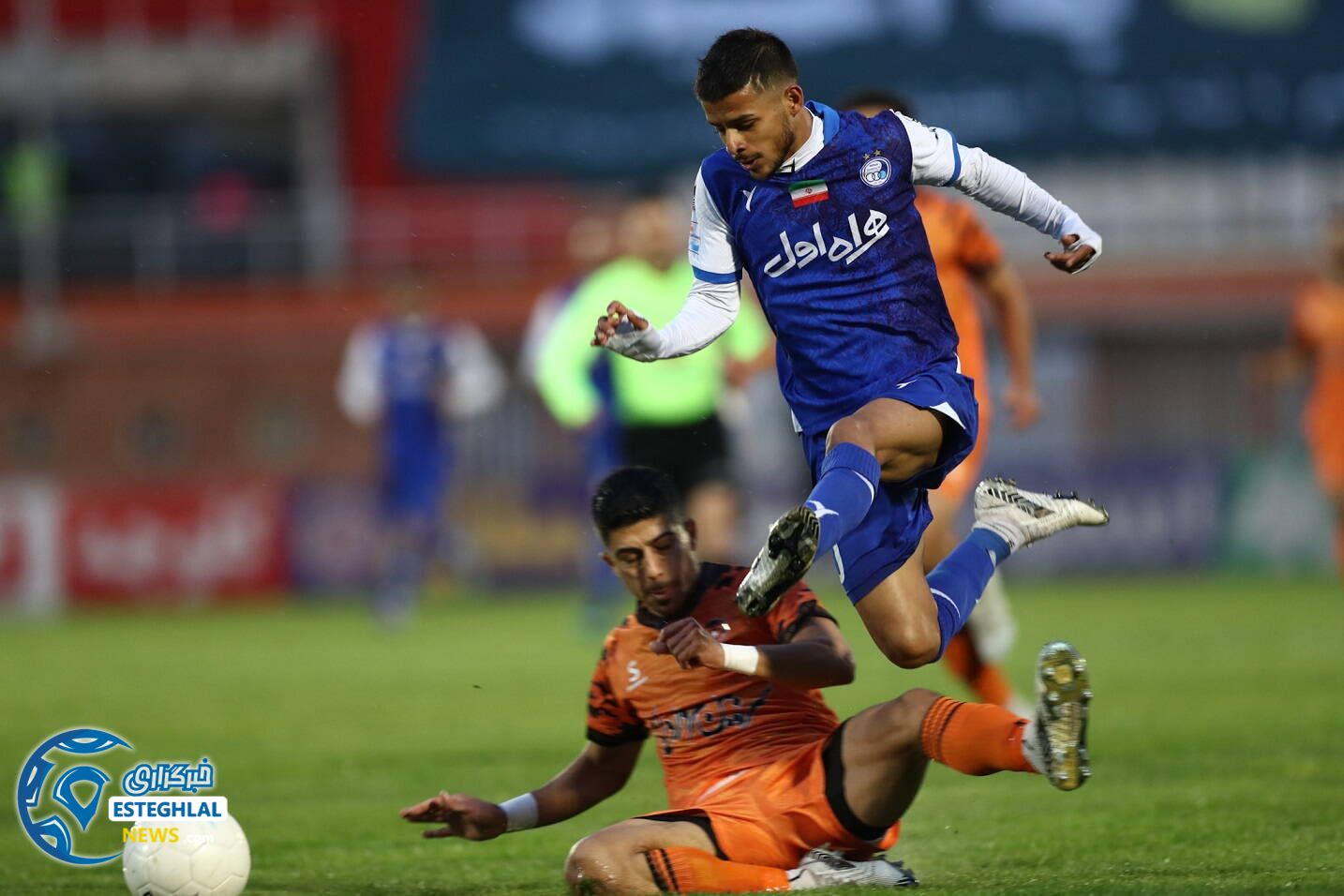 مس کرمان 2-3 استقلال