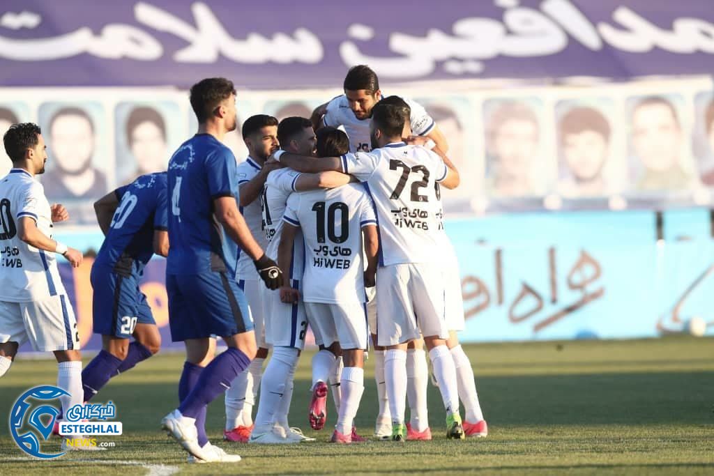 دیدار گل گهر و استقلال