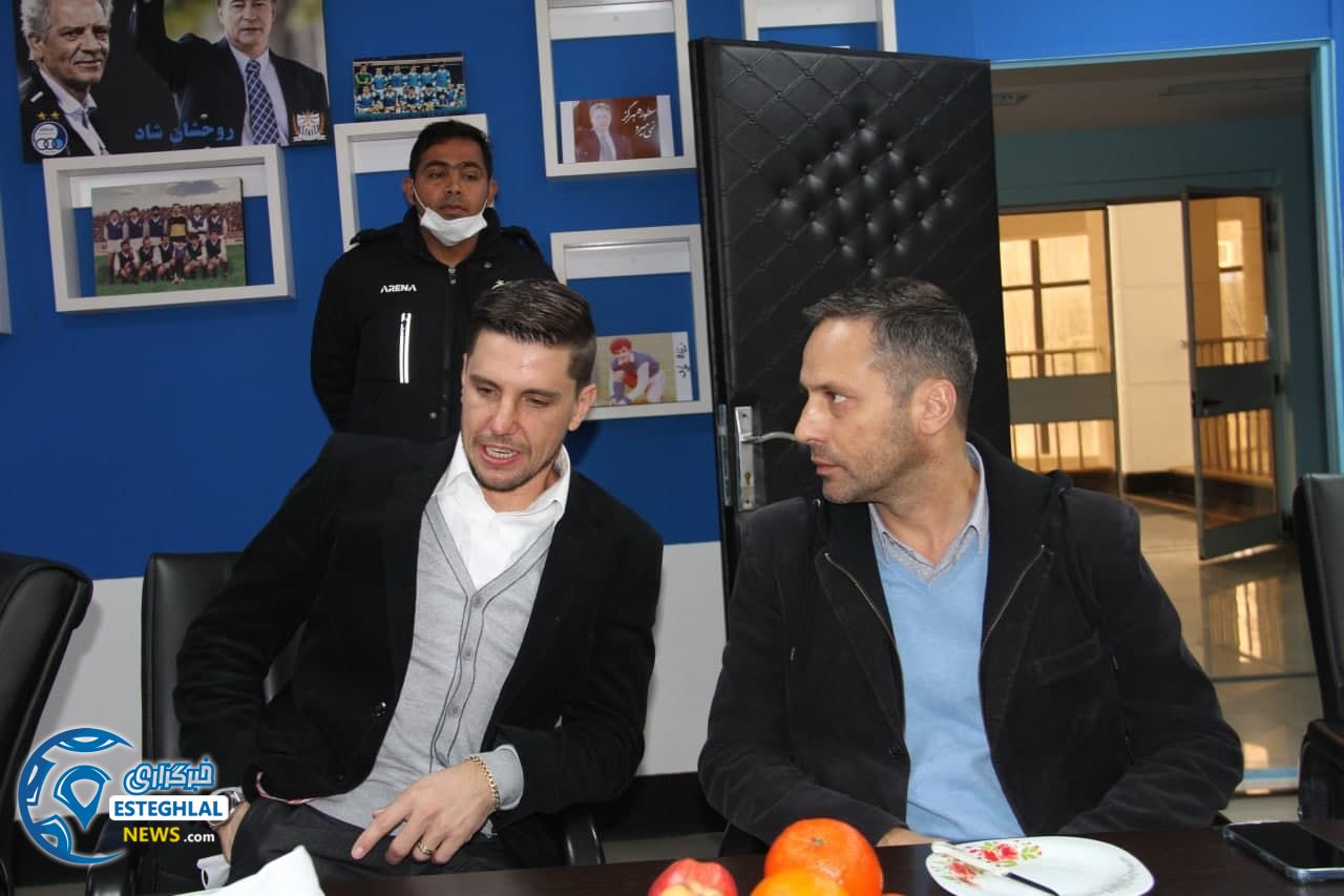 بازدید جانواریو از آکادمی استقلال