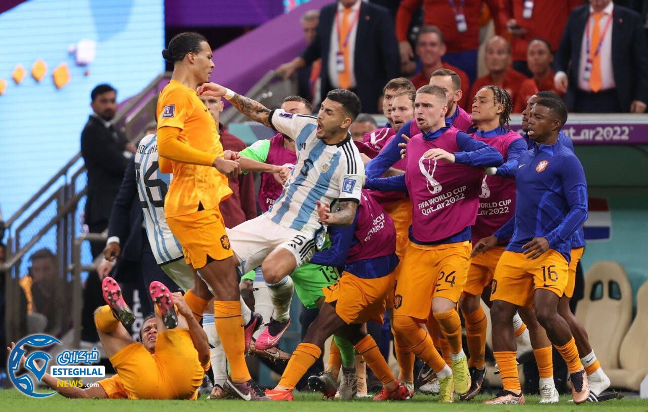 هلند 2(3)-(4)2 آرژانتین&nbsp;