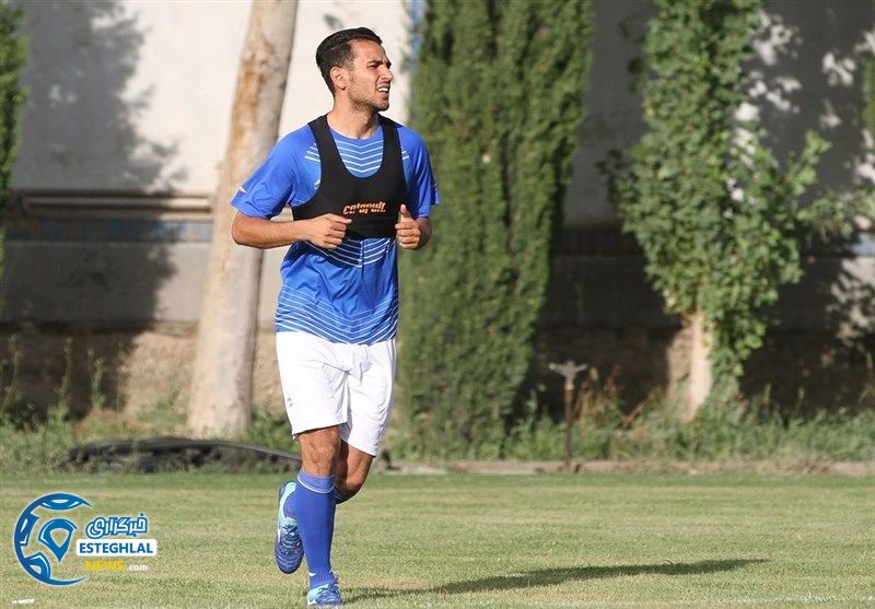 یعقوب کریمی در تمرین