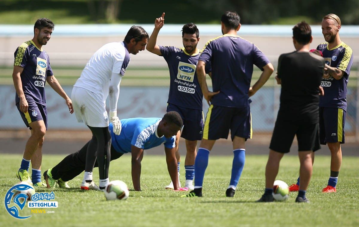 تمرین استقلال