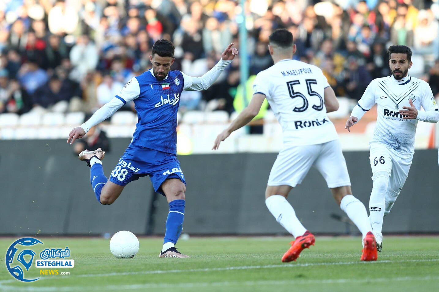 استقلال 2-0 ملوان