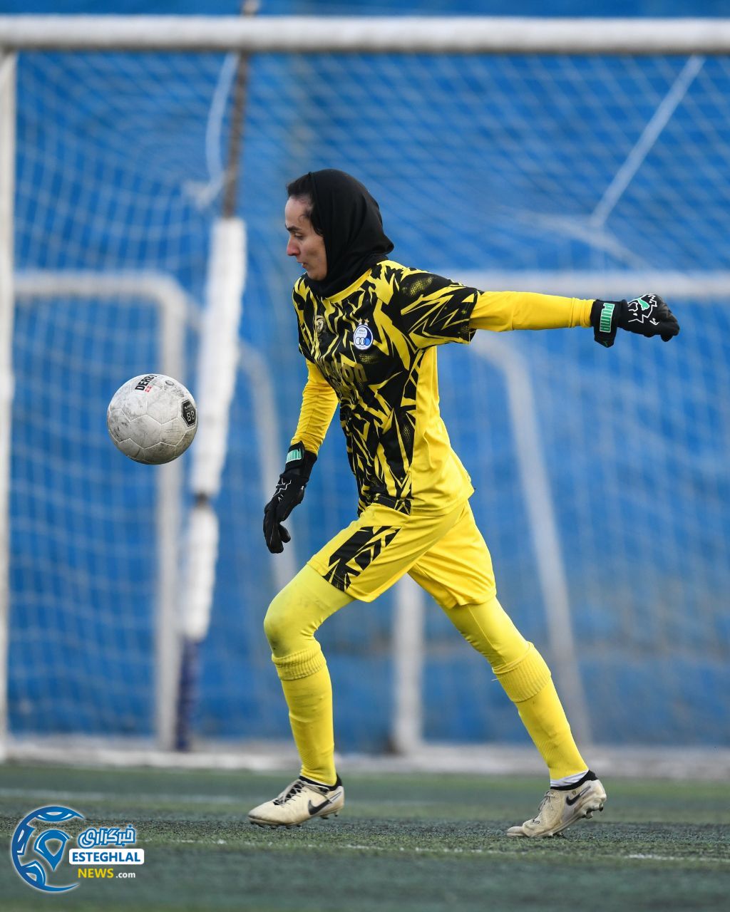 تیم بانوان استقلال