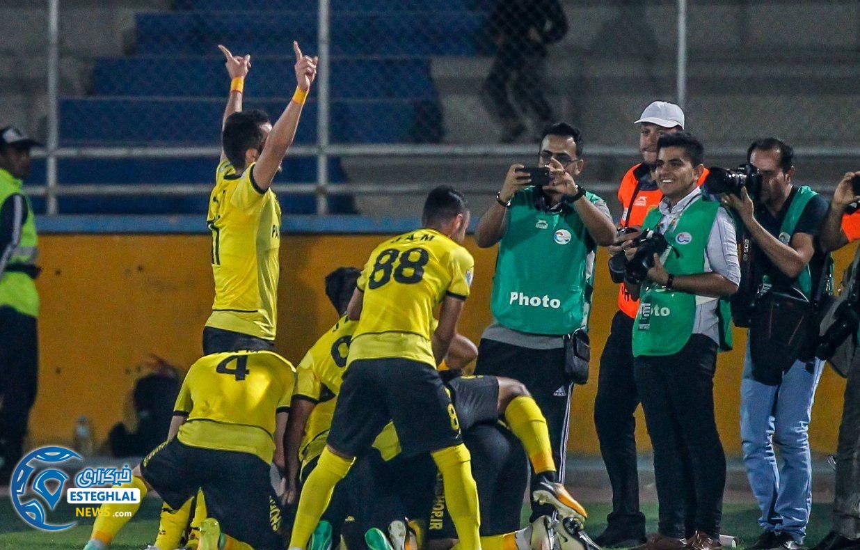 دیدار پارس جم و استقلال